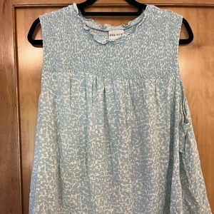 Sleeveless Ava & Viv Blouse